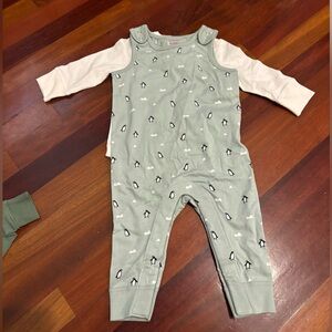 Hanna Anderson overall set